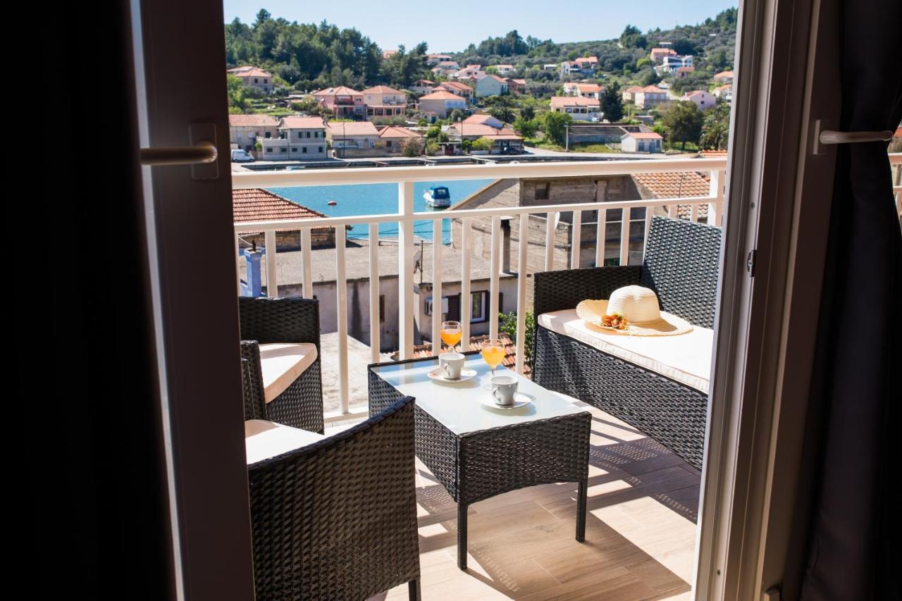Apartments Sunshine Home Vela Luka Exterior foto