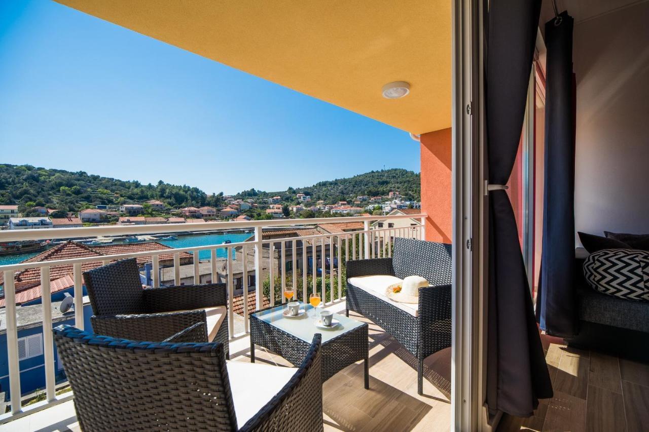 Apartments Sunshine Home Vela Luka Exterior foto